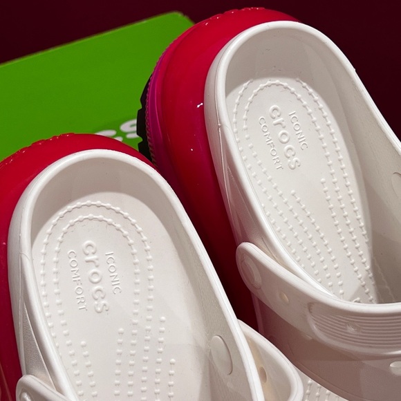 Crocs Mega Crush Sandals White / Multicolor - Womens 9 - Picture 9 of 11